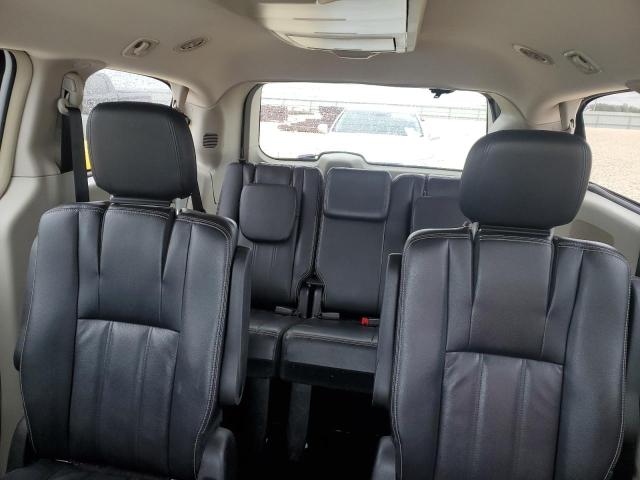 Photo 10 from auction – 2014 CHRYSLER TOWN & COU with VIN 2C4RC1BGXER211752