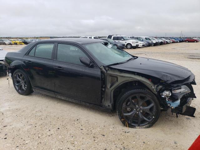Photo 4 from auction – 2023 CHRYSLER 300 S with VIN 2C3CCABG6PH538412
