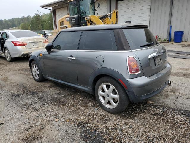 Photo 2 from auction – 2010 MINI COOPER with VIN WMWMF3C57ATZ64262