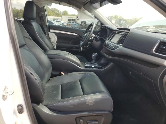 Photo 7 from auction – 2019 TOYOTA HIGHLANDER with VIN 5TDKZRFH1KS355436