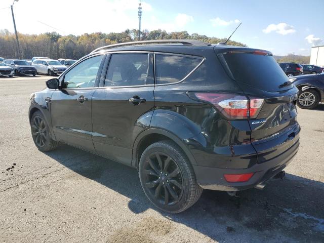 Photo 2 from auction – 2017 FORD ESCAPE SE with VIN 1FMCU0GD8HUE04884