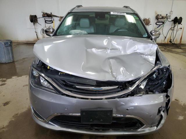 Photo 5 from auction – 2018 CHRYSLER PACIFICA H with VIN 2C4RC1N70JR144827
