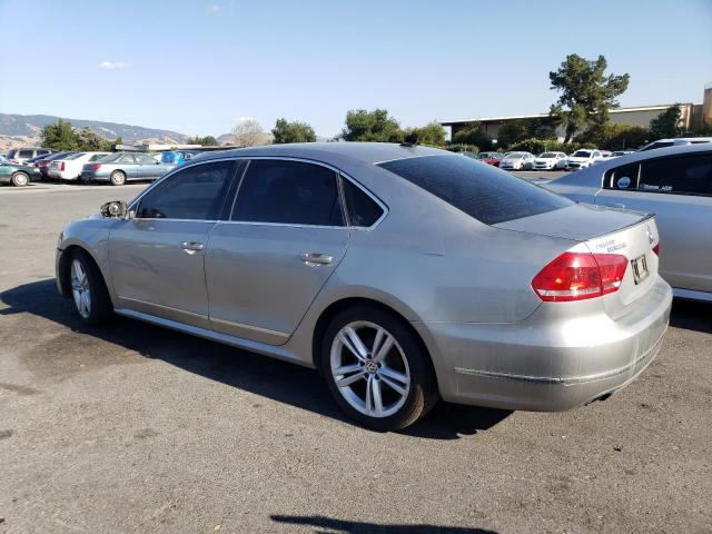 Photo 2 from auction – 2012 VOLKSWAGEN PASSAT SEL with VIN 1VWCN7A35CC108338