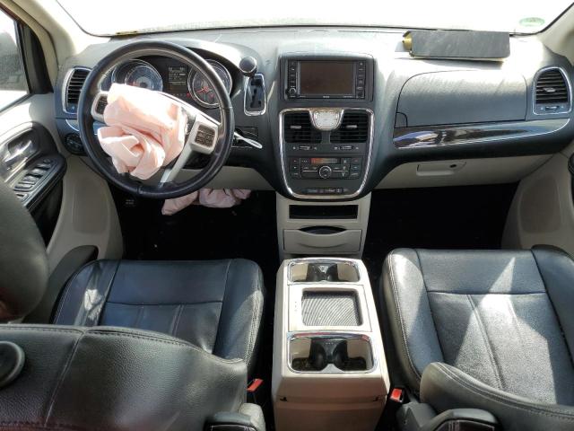Photo 8 from auction – 2014 CHRYSLER TOWN & COU with VIN 2C4RC1BGXER221052