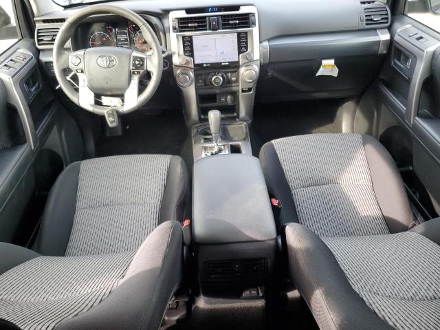 Photo 8 from auction – 2023 TOYOTA 4RUNNER SR with VIN JTEEU5JRXP5290244