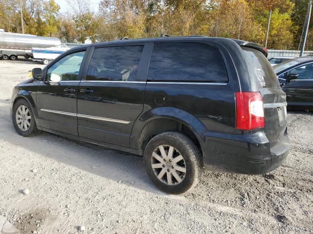 Photo 2 from auction – 2013 CHRYSLER TOWN & COU with VIN 2C4RC1BG2DR588445