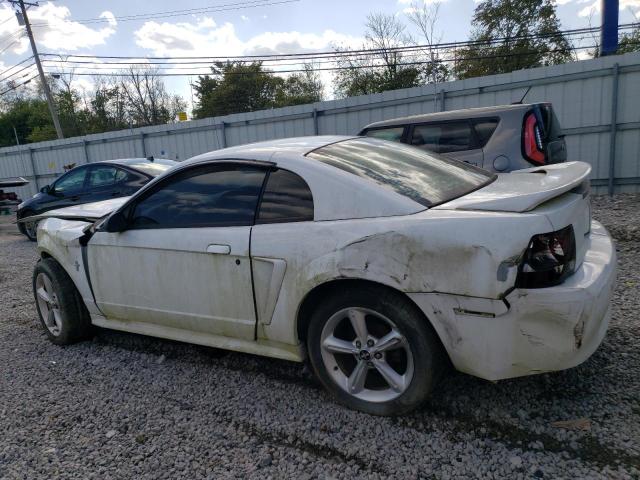 Photo 2 from auction – 2000 FORD MUSTANG with VIN 1FAFP4040YF171975