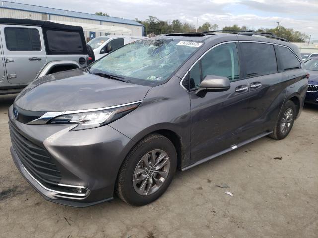 TOYOTA SIENNA XLE 2023 with VIN 5TDYSKFC7PS077594 - Photo from auction