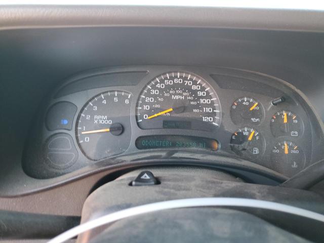 Photo 9 from auction – 2004 CHEVROLET SILVERADO with VIN 2GCEK19T541130806