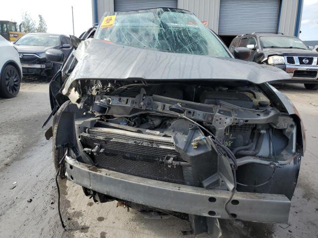 Photo 5 from auction – 2005 DODGE MAGNUM SXT with VIN 2D4FV48V55H129277