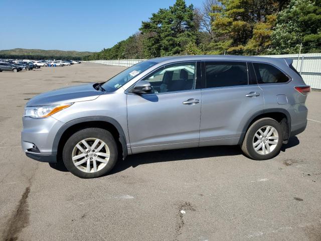 TOYOTA HIGHLANDER 2015 مع رقم تعريف المركبة 5TDBKRFH1FS135711 - صورة من المزاد