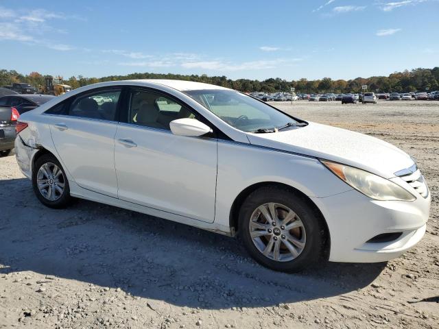 Photo 4 from auction – 2013 HYUNDAI SONATA GLS with VIN 5NPEB4AC4DH782375