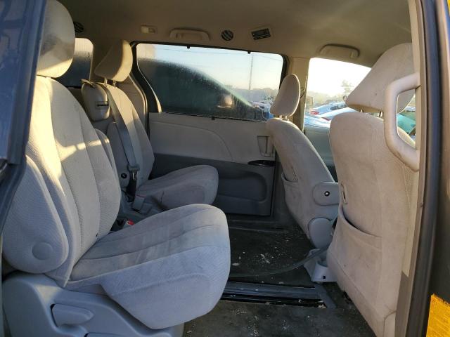 Photo 11 from auction – 2014 TOYOTA SIENNA LE with VIN 5TDKK3DC3ES442297