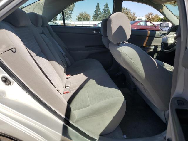 Photo 10 from auction – 2005 TOYOTA CAMRY LE with VIN 4T1BE32K25U955372