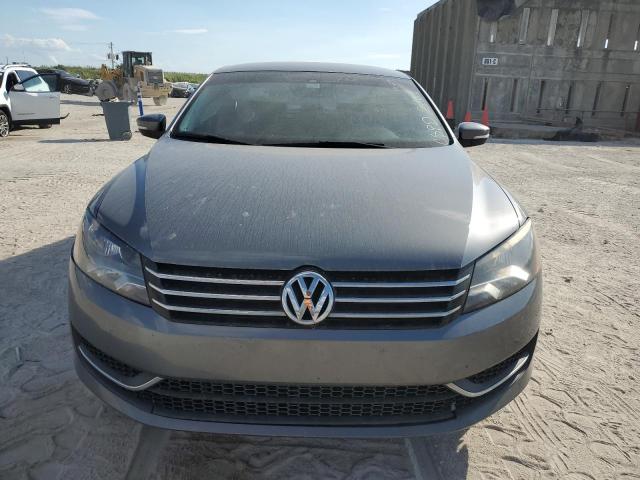 Photo 5 from auction – 2014 VOLKSWAGEN PASSAT S with VIN 1VWAS7A3XEC119760