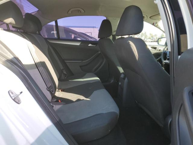 Photo 10 from auction – 2018 VOLKSWAGEN JETTA S with VIN 3VW2B7AJ5JM210804