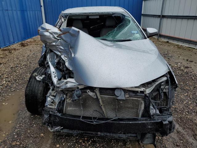 Photo 5 from auction – 2017 TOYOTA CAMRY LE with VIN 4T1BF1FK0HU388143