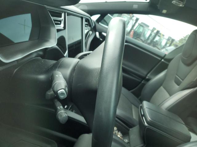 Photo 9 from auction – 2017 TESLA MODEL S with VIN 5YJSA1E19HF209697