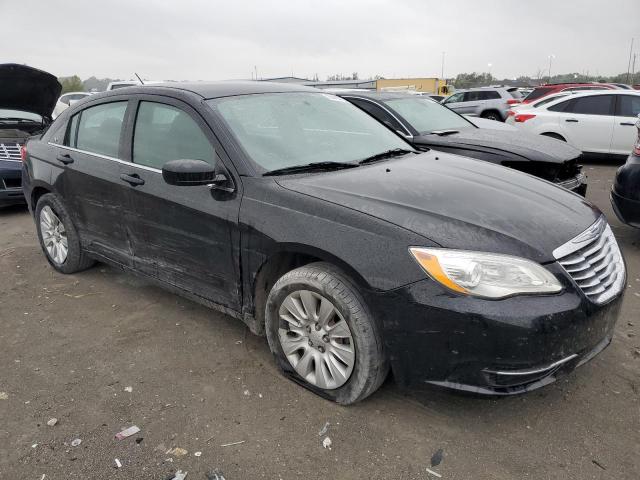 Photo 4 from auction – 2014 CHRYSLER 200 LX with VIN 1C3CCBAB3EN207173
