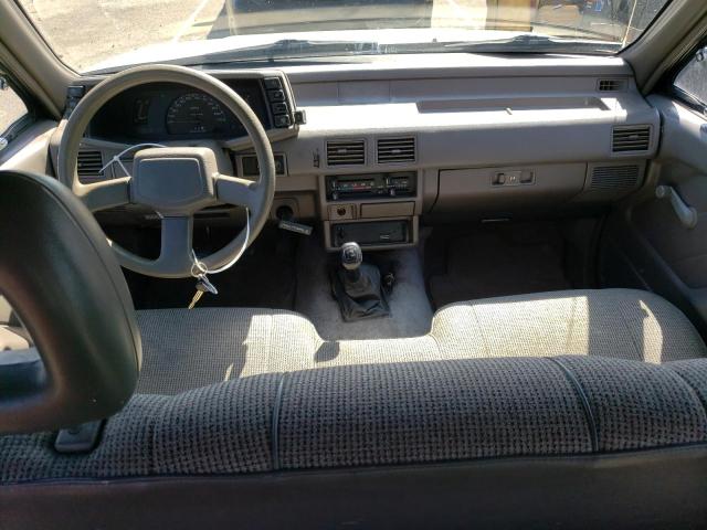 Photo 8 from auction – 1992 ISUZU RODEO S with VIN 4S2CG58E2N4305252