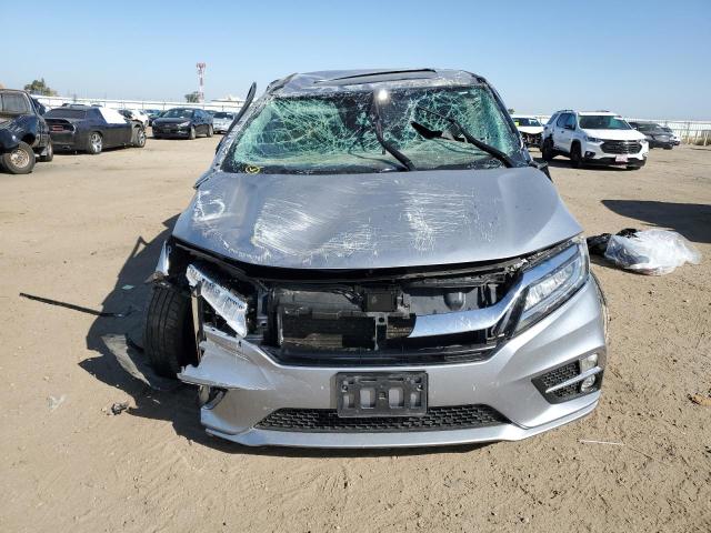 Photo 5 from auction – 2016 HONDA ODDSEY with VIN 5FNRL6H84JB000386