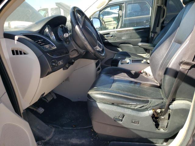Photo 7 from auction – 2014 CHRYSLER TOWN & COU with VIN 2C4RC1BGXER207202