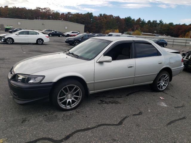 TOYOTA CAMRY CE 2000 with VIN JT2BG22K2Y0514452 - Photo from auction