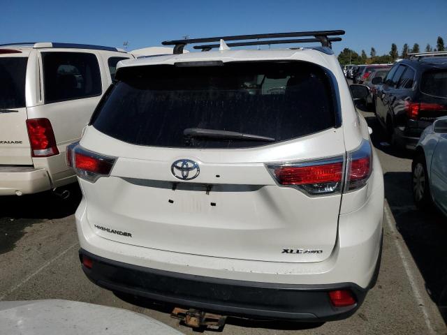 Photo 6 from auction – 2014 TOYOTA HIGHLANDER with VIN 5TDJKRFHXES037187