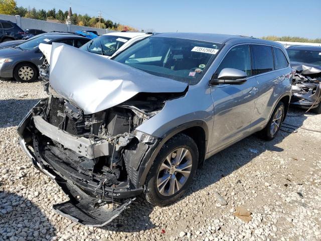 TOYOTA HIGHLANDER 2015 with VIN 5TDBKRFH2FS090052 - Photo from auction