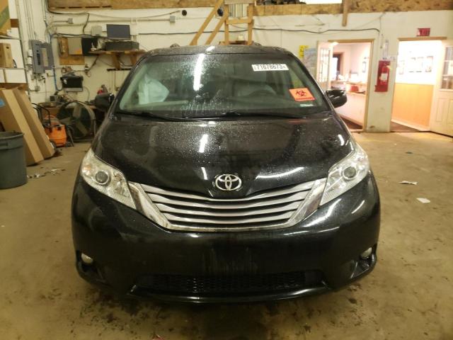 Photo 5 from auction – 2017 TOYOTA SIENNA XLE with VIN 5TDDZ3DC6HS187265