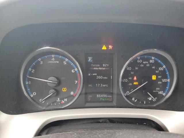 Photo 9 from auction – 2017 TOYOTA RAV4 LIMIT with VIN 2T3DFREV1HW654148