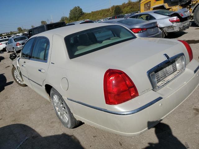 Photo 2 from auction – 2004 LINCOLN TOWN CAR U with VIN 1LNHM83WX4Y607645