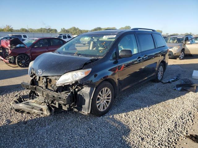 TOYOTA SIENNA XLE 2017 with VIN 5TDYZ3DC8HS787609 - Photo from auction