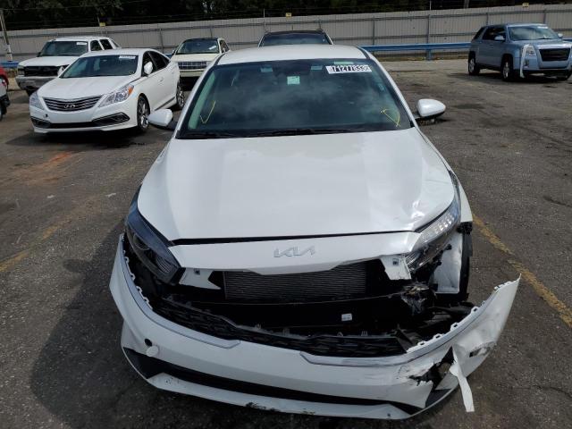 Photo 5 from auction – 2023 KIA FORTE LX with VIN 3KPF24AD0PE532508