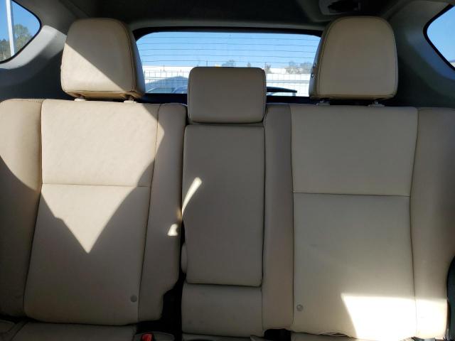 Photo 10 from auction – 2015 TOYOTA RAV4 LIMIT with VIN 2T3YFREV9FW170162