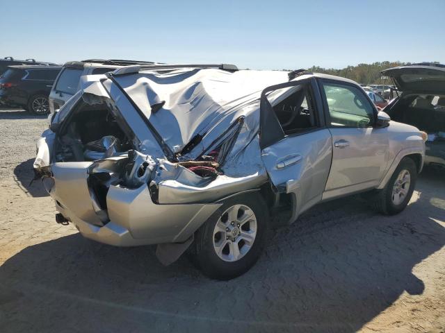 Photo 3 from auction – 2015 TOYOTA 4RUNNER SR with VIN JTEZU5JR3F5086661