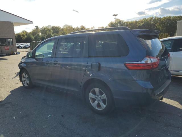 Photo 2 from auction – 2015 TOYOTA SIENNA LE with VIN 5TDKK3DC8FS557558