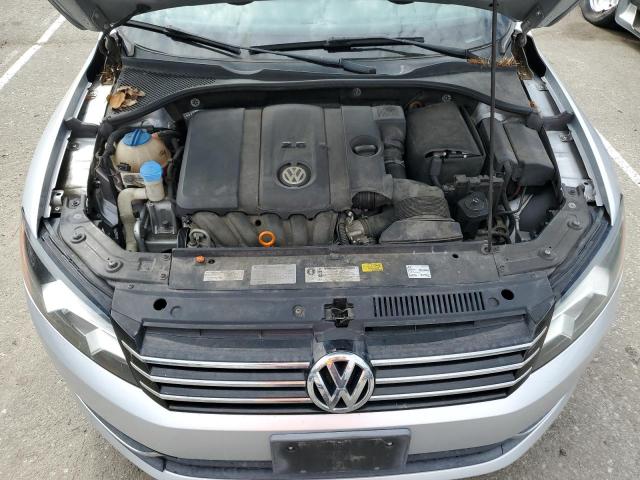 Photo 11 from auction – 2012 VOLKSWAGEN PASSAT SE with VIN 1VWBP7A39CC097589