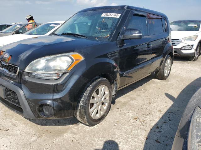 KIA SOUL + 2013 with VIN KNDJT2A64D7752825 - Photo from auction