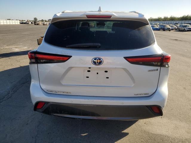 Foto 6 de la subasta – 2022 TOYOTA HIGHLANDER con VIN 5TDXBRCH5NS548692