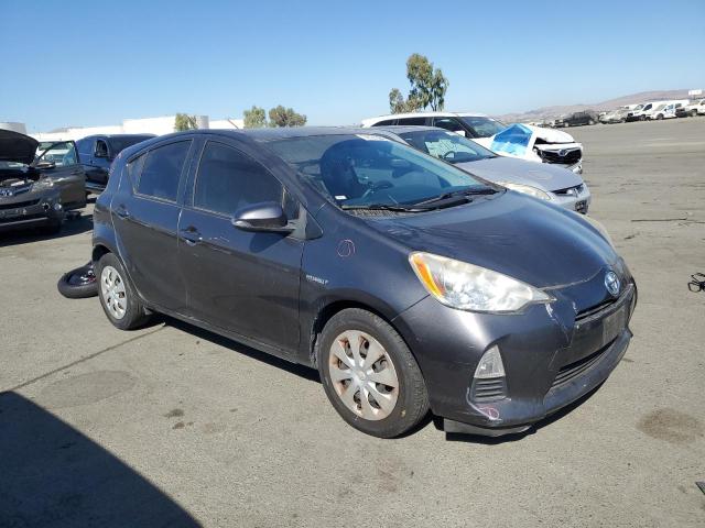Photo 4 from auction – 2014 TOYOTA PRIUS C with VIN JTDKDTB38E1558427