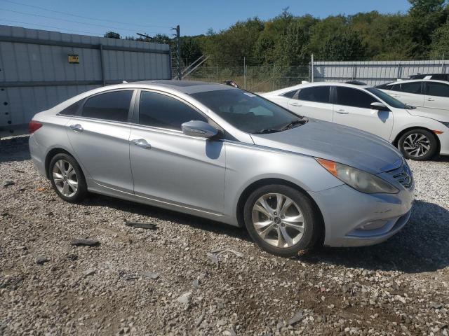 Photo 4 from auction – 2011 HYUNDAI SONATA SE with VIN 5NPEC4ACXBH014751