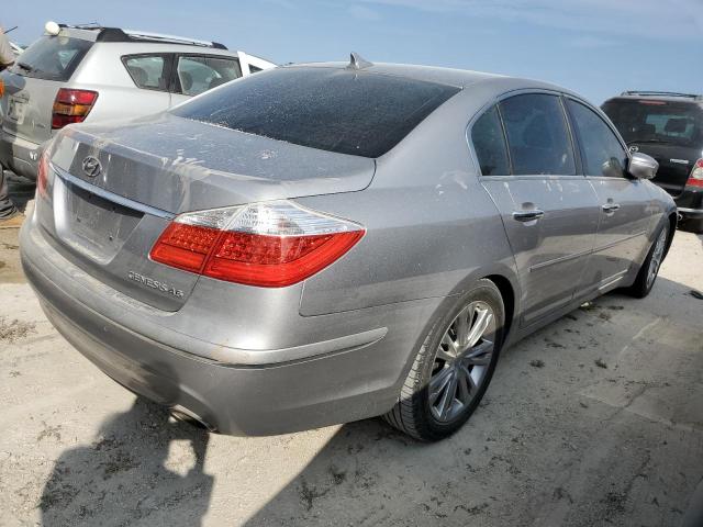 Photo 3 from auction – 2011 HYUNDAI GENESIS 4. with VIN KMHGC4DF7BU129176