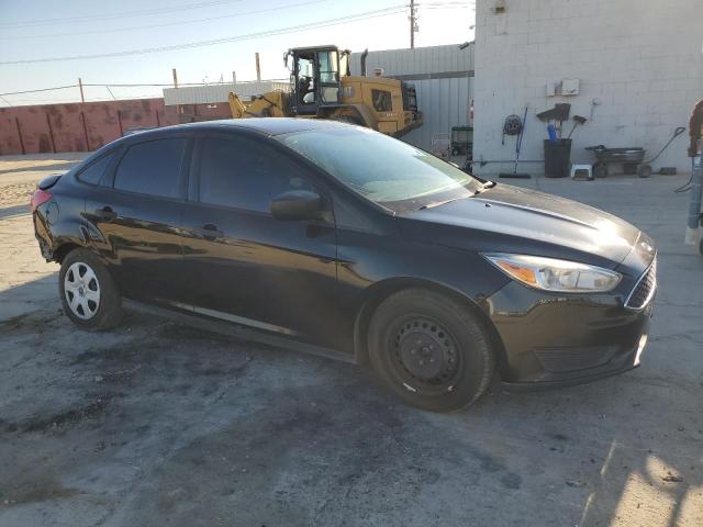 Photo 4 from auction – 2017 FORD FOCUS S with VIN 1FADP3E29HL329353