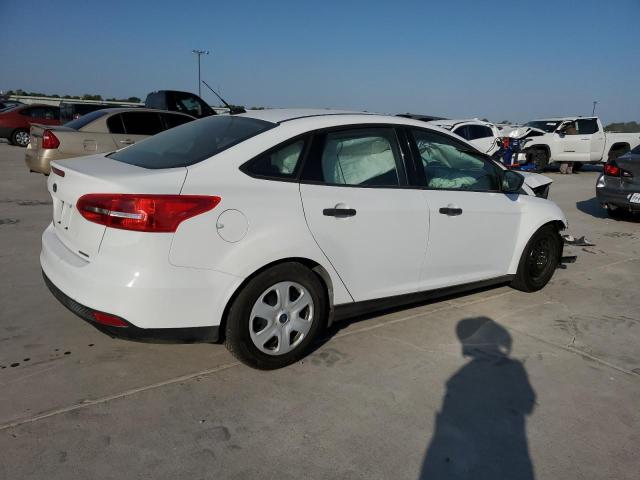 Photo 3 from auction – 2016 FORD FOCUS S with VIN 1FADP3E28GL379188
