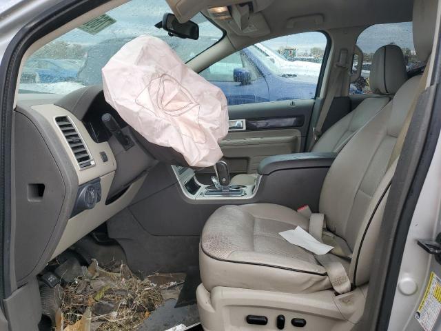 Photo 7 from auction – 2009 LINCOLN MKX with VIN 2LMDU68C59BJ13848