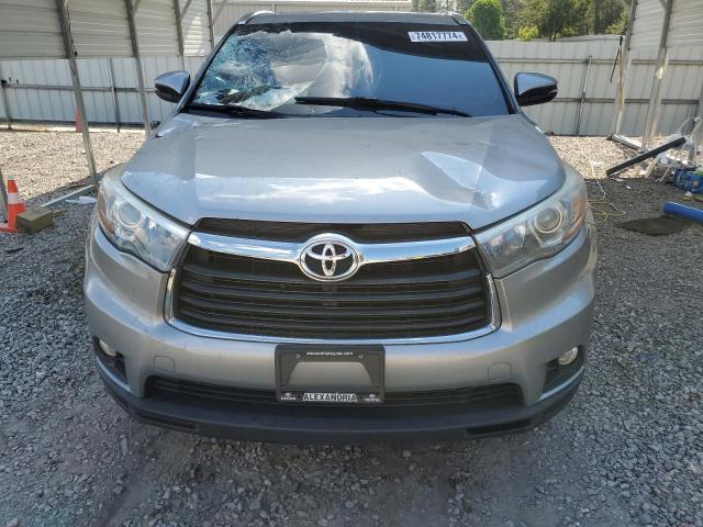 Photo 5 from auction – 2015 TOYOTA HIGHLANDER with VIN 5TDJKRFH4FS113441