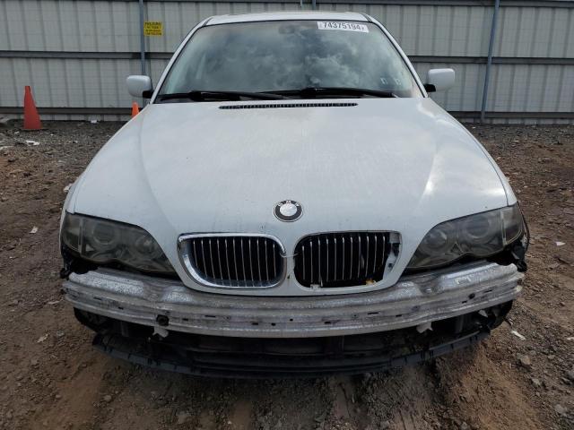 Photo 5 from auction – 2004 BMW 325 XI with VIN WBAEU33474PR07400