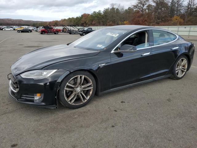 TESLA MODEL S 85 2015 with VIN 5YJSA1H28FFP69762 - Photo from auction