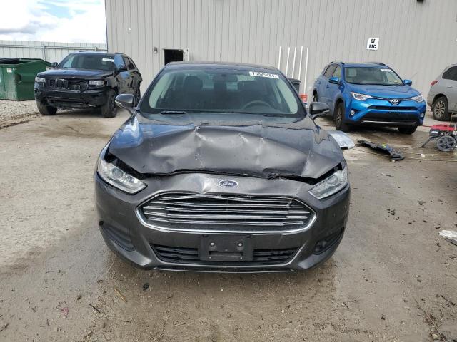 Photo 5 from auction – 2016 FORD FUSION SE with VIN 3FA6P0H71GR201672